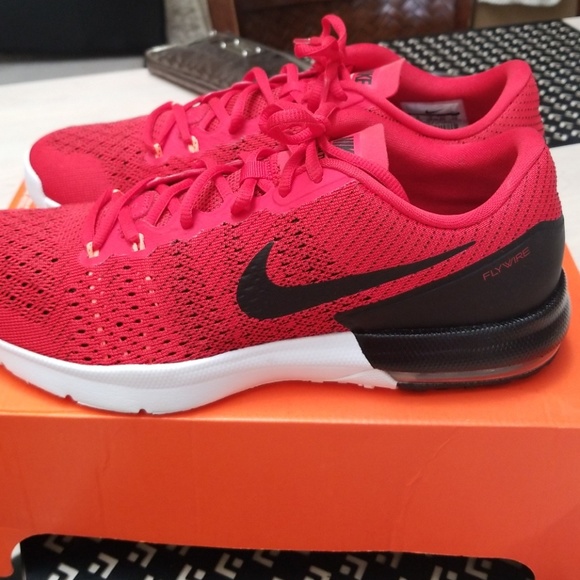 nike air max typha price